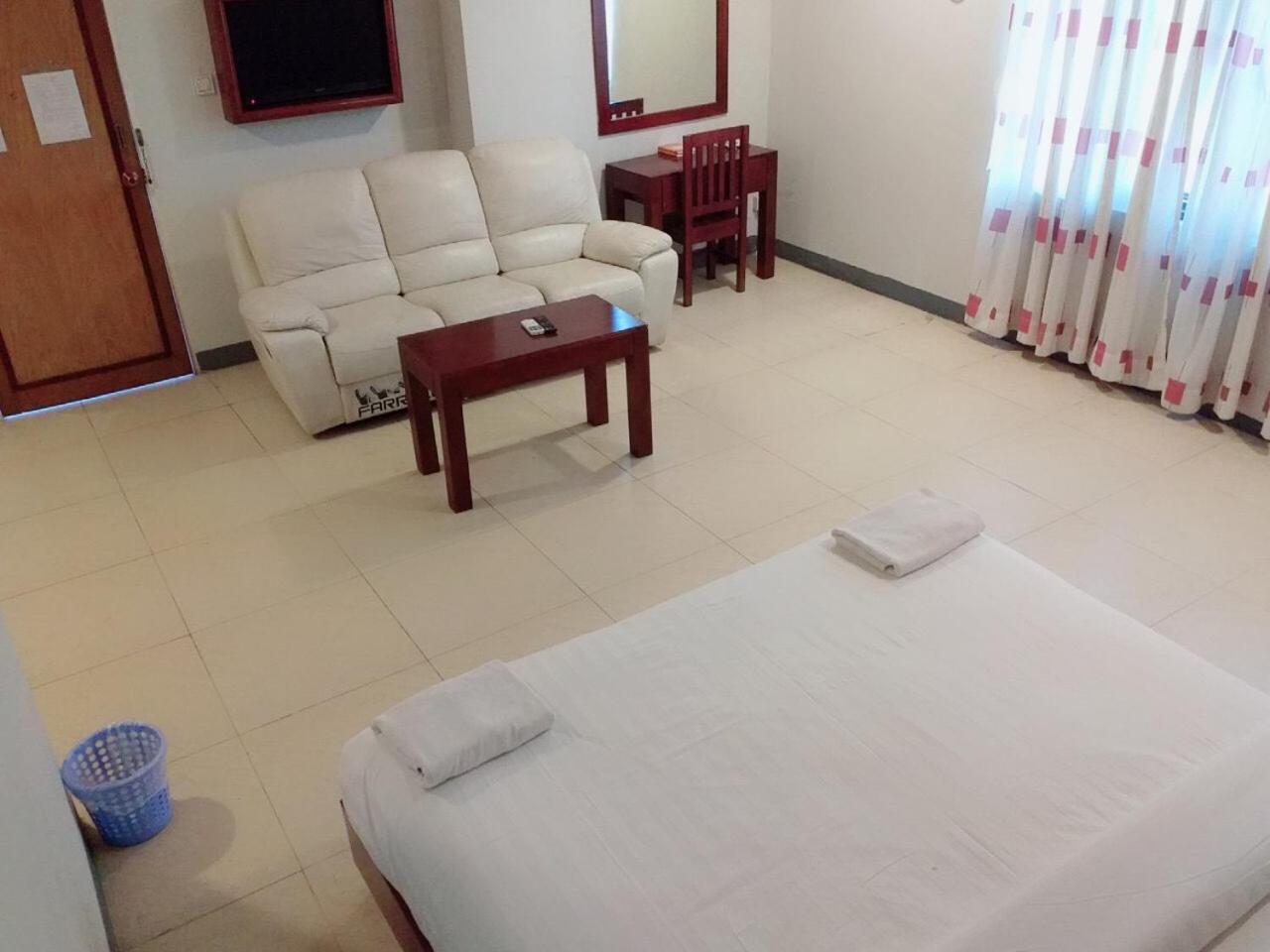 Lanmadaw Plaza Hotel China Town Rangoon Eksteriør billede
